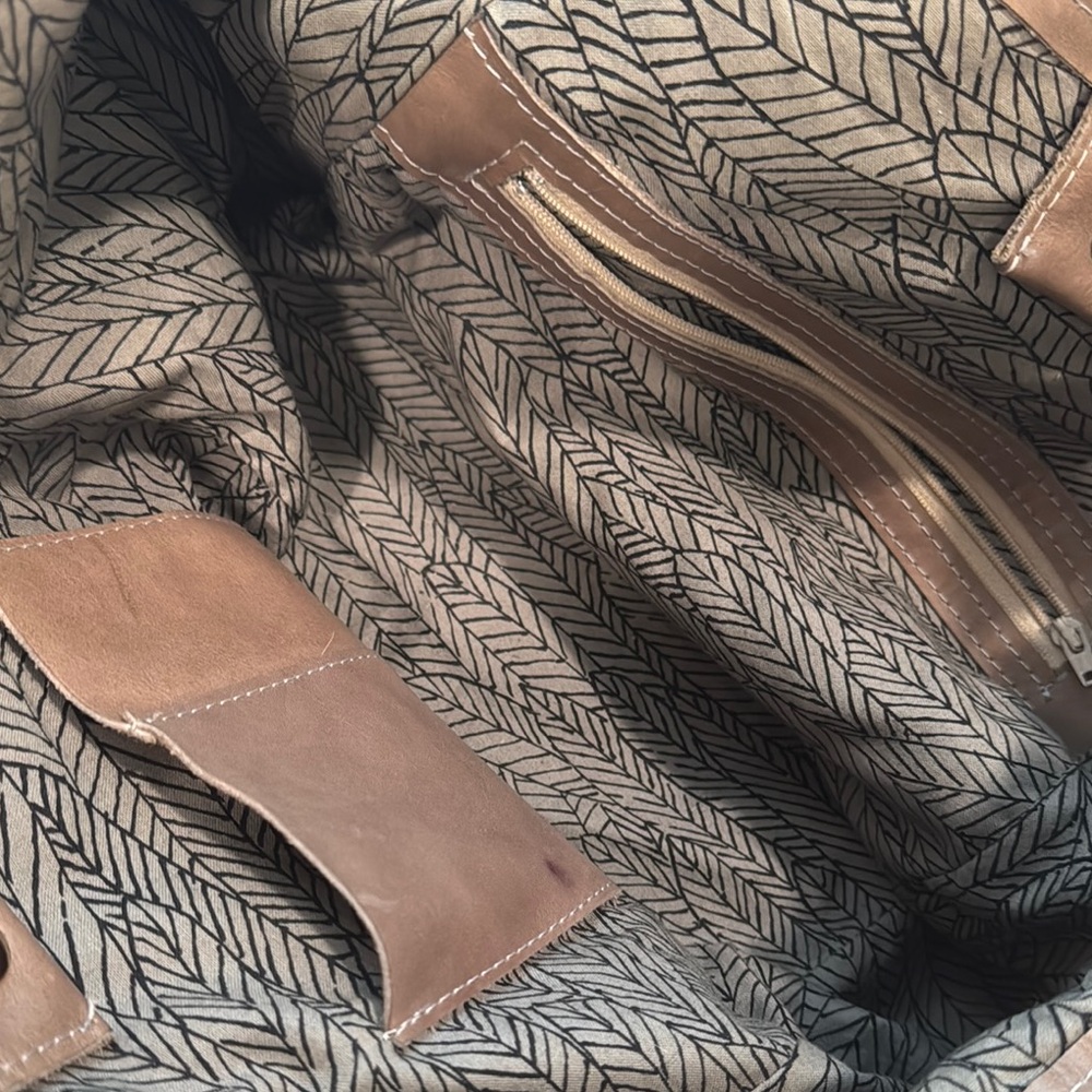 Maya Moon Designs Luxury Leather Goods convertible crossbody bag “Gordo” - Picture 11 of 16